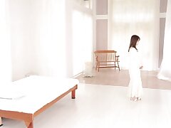 stars-685-4k Passionate Duo-Twin Asian Beauties Enjoying One Giant Cock