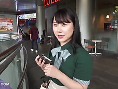 FC2-PPV-4303407 Seductive Enchantress-Luscious Curves & Sensual Bukkake Bliss