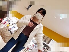 tonashiba1 Miyu Sugiura's Outdoor Adventure-Wet & Wild Toy Play