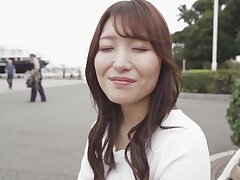 292MY-729 Mai's Sultry Pussy Tease-A Steamy Webcam Show Delight