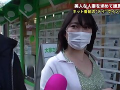 300MIUM-797 Sultry Asian MILF Tempts with Unforgettable Oral Pleasures