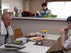 MIDV-912 Sensual Oily Massage-Japanese MILF's Pleasurable Facial Fantasy