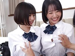 MUDR-245 Sultry Japanese Temptress Teases Two Men Simultaneously