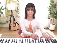 midv-396-4k Passionate Asian Beauties Squirt Ecstatically in Intense Pleasure