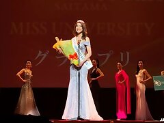 IaFO2H71 Passionate Asian Beauty Receives Intimate Sticky Facial Bliss