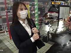 200GANA-2736 Adventurous Student's Secret Encounter on the Train with Strangers